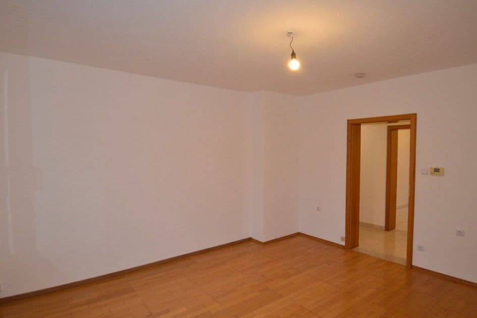 Predaj bytu 5-izbový 124 m², Brandenburgstr. 16, Wuppertal, Severné Porýnie - Westfálsko Predaj bytu 5-izbový 124 m², Brandenburgstr. 16, Wuppertal, Severné Porýnie - Westfálsko