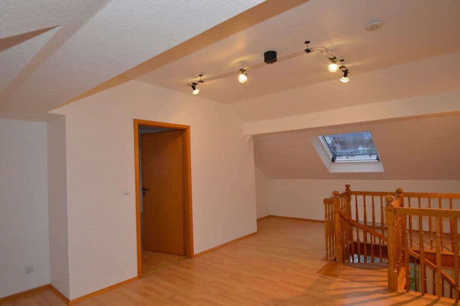 Predaj bytu 5-izbový 124 m², Brandenburgstr. 16, Wuppertal, Severné Porýnie - Westfálsko Predaj bytu 5-izbový 124 m², Brandenburgstr. 16, Wuppertal, Severné Porýnie - Westfálsko