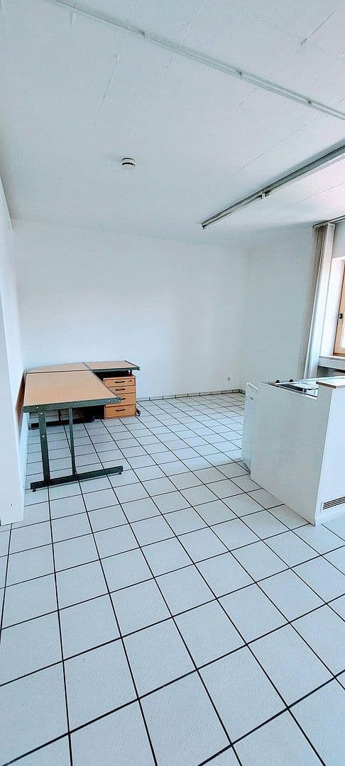 Prenájom kancelárie 58 m², Tratmoos 22, Niederneuching / Wolfsleben, Bavorsko Prenájom kancelárie 58 m², Tratmoos 22, Niederneuching / Wolfsleben, Bavorsko