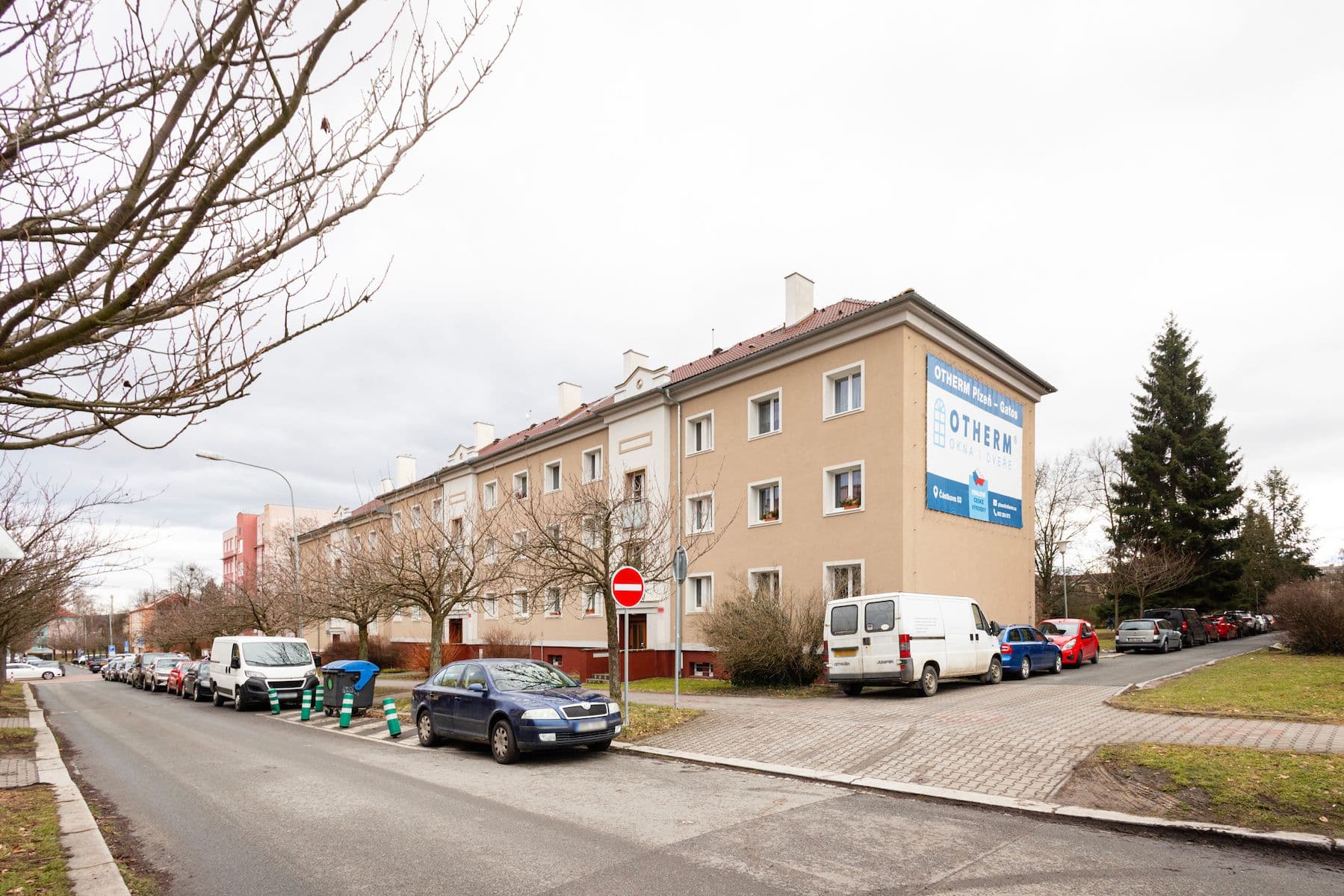 Predaj bytu 3-izbový 72 m², U Školky, , Praha Predaj bytu 3-izbový 72 m², U Školky, , Praha