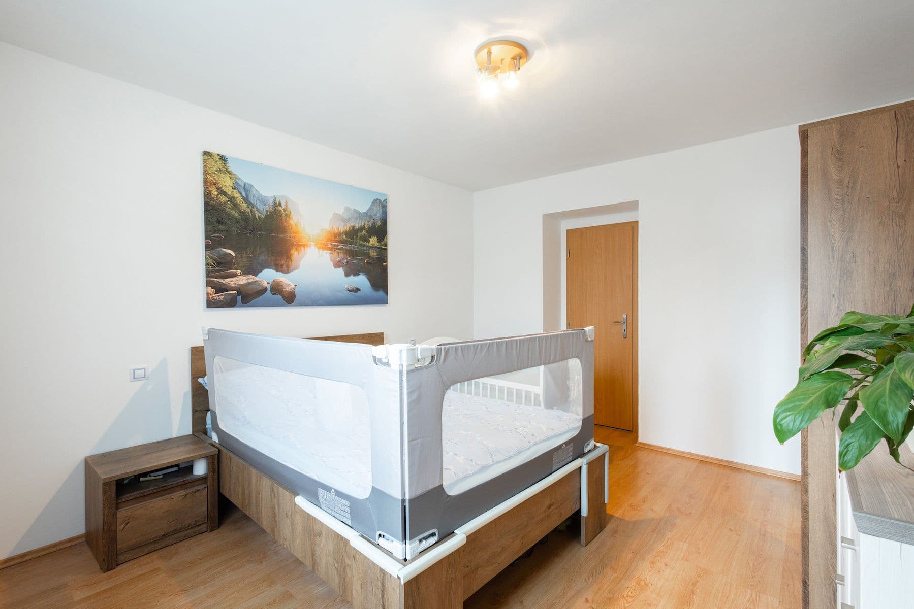 Predaj bytu 3-izbový 72 m², U Školky, , Praha Predaj bytu 3-izbový 72 m², U Školky, , Praha