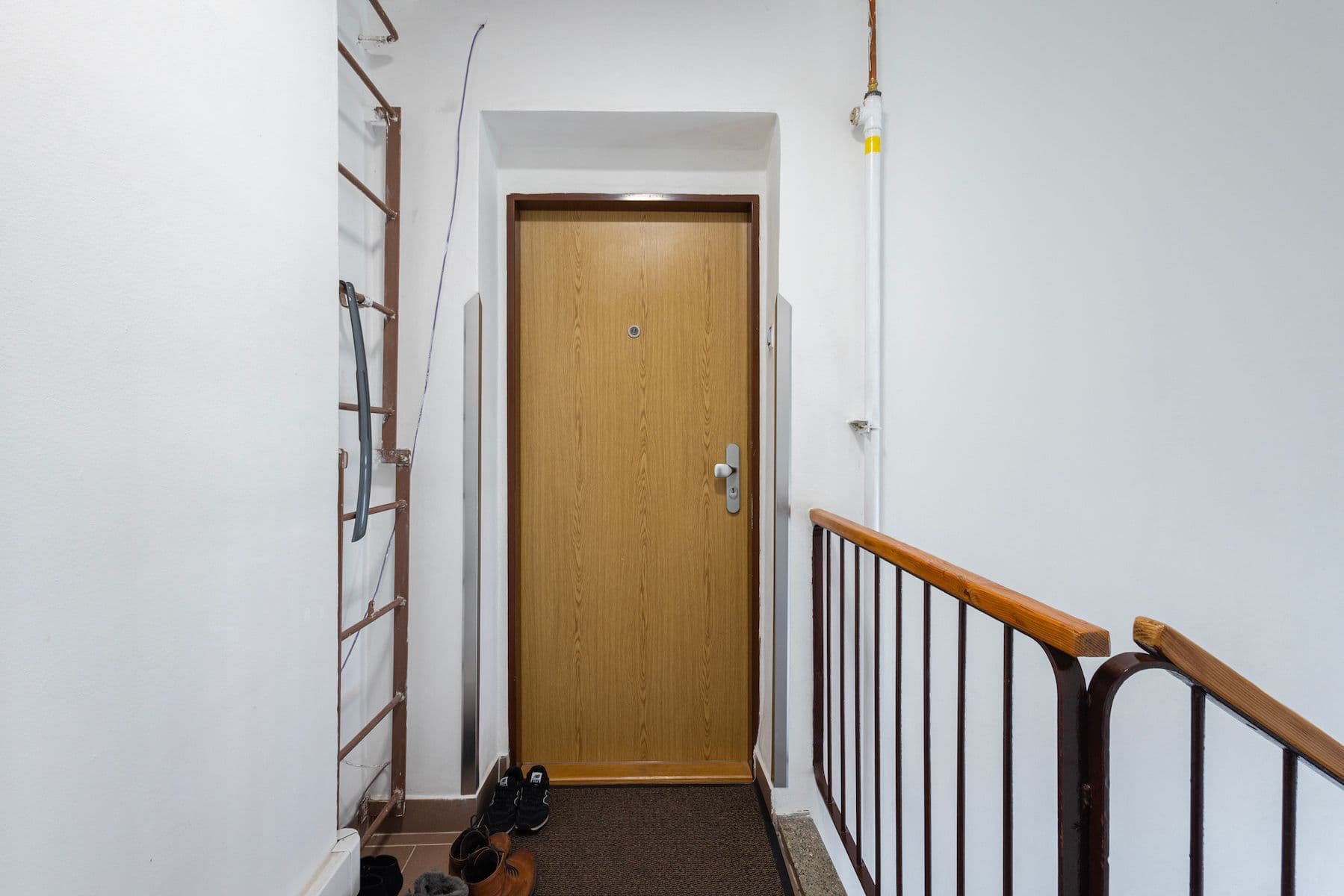 Predaj bytu 3-izbový 72 m², U Školky, , Praha Predaj bytu 3-izbový 72 m², U Školky, , Praha