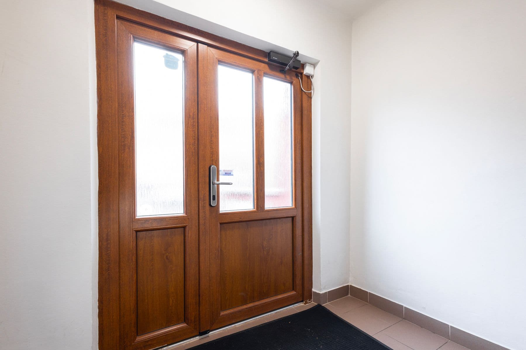 Predaj bytu 3-izbový 72 m², U Školky, , Praha Predaj bytu 3-izbový 72 m², U Školky, , Praha