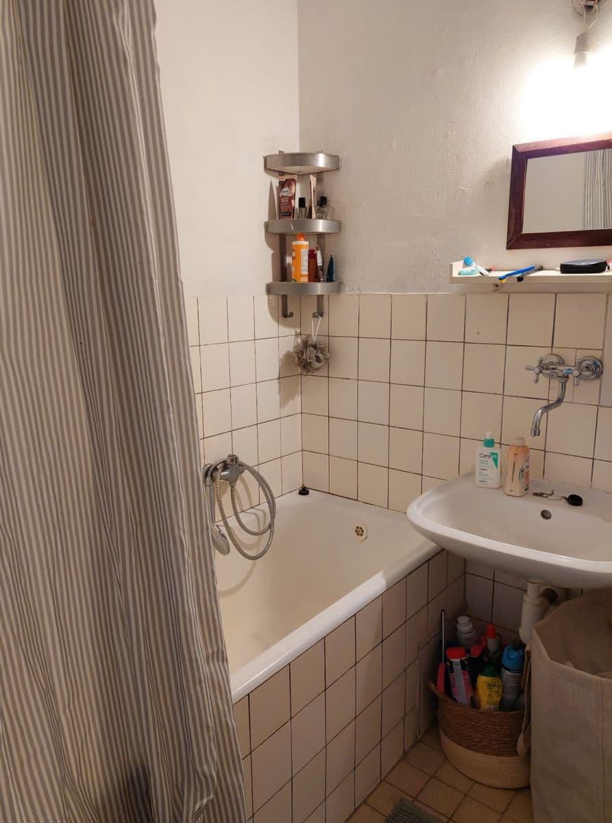 Prenájom bytu 2-izbový 60 m², Páričkova, Ružinov, Bratislavský kraj Prenájom bytu 2-izbový 60 m², Páričkova, Ružinov, Bratislavský kraj