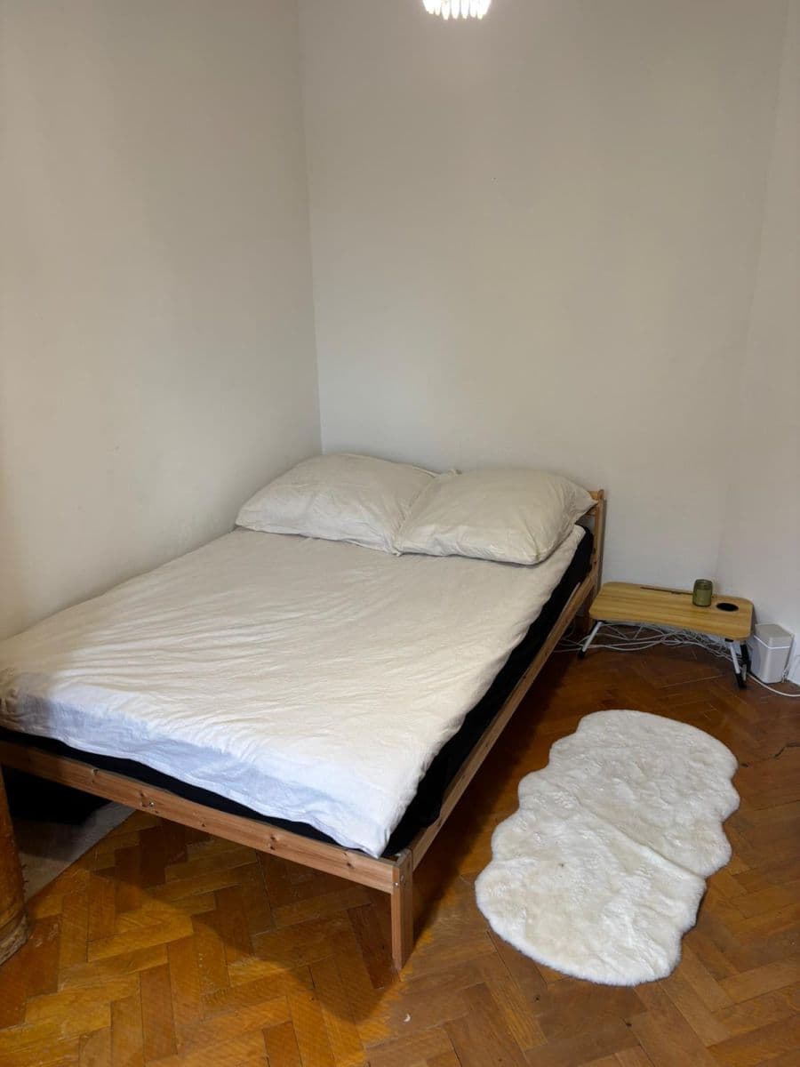 Prenájom bytu 2-izbový 60 m², Páričkova, Ružinov, Bratislavský kraj Prenájom bytu 2-izbový 60 m², Páričkova, Ružinov, Bratislavský kraj