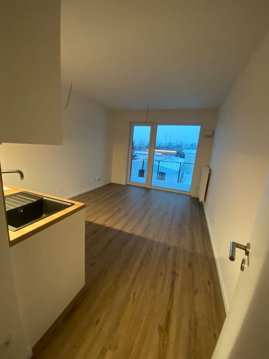 Prenájom bytu 1-izbový 25 m², Ke křížku, Kladno, Středočeský kraj Prenájom bytu 1-izbový 25 m², Ke křížku, Kladno, Středočeský kraj