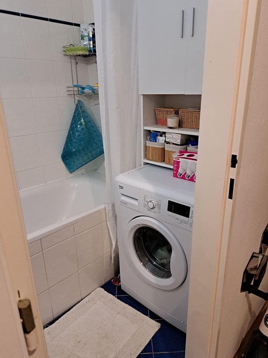 Prenájom bytu 2-izbový 70 m², Prokopa Velikého, Úvaly, Středočeský kraj Prenájom bytu 2-izbový 70 m², Prokopa Velikého, Úvaly, Středočeský kraj