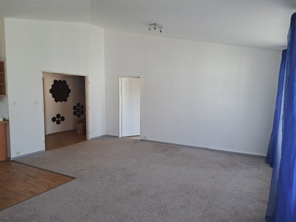 Prenájom bytu 2-izbový 70 m², Prokopa Velikého, Úvaly, Středočeský kraj Prenájom bytu 2-izbový 70 m², Prokopa Velikého, Úvaly, Středočeský kraj