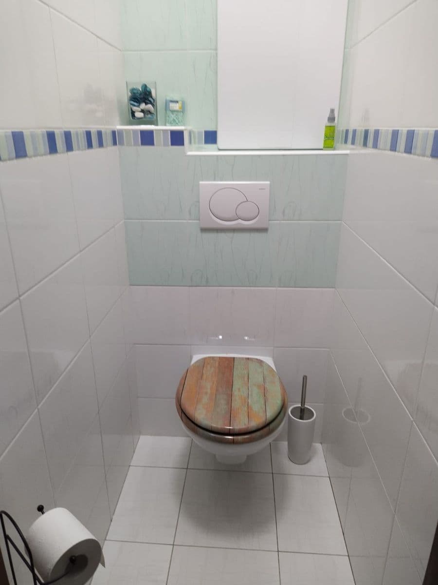 Prenájom bytu 2-izbový 66 m², Komenského nám., Litomyšl, Pardubický kraj Prenájom bytu 2-izbový 66 m², Komenského nám., Litomyšl, Pardubický kraj