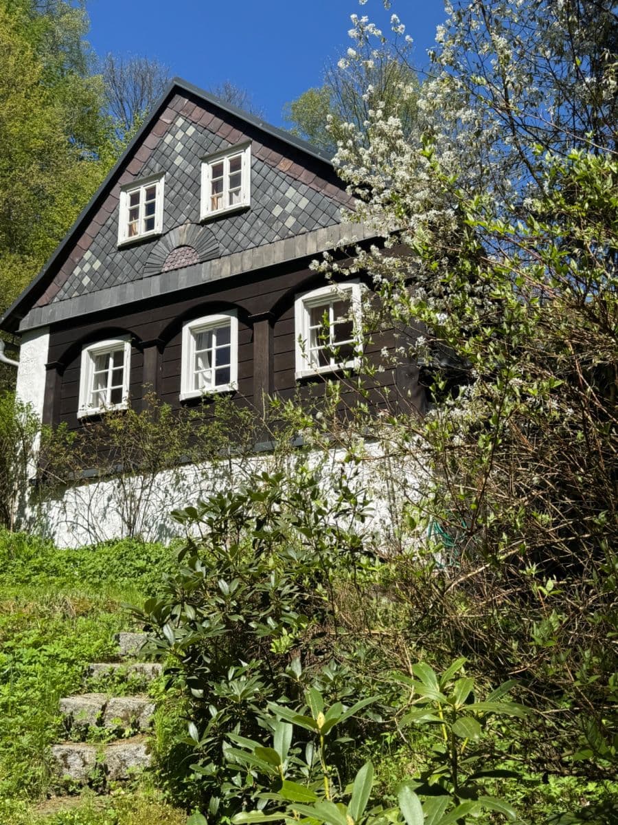 Predaj rekreačného objektu 130 m², pozemek 3.000 m², Staré Křečany, Ústecký kraj Predaj rekreačného objektu 130 m², pozemek 3.000 m², Staré Křečany, Ústecký kraj