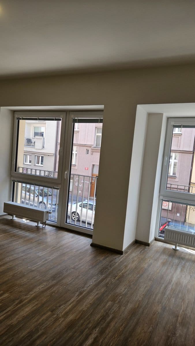 Prenájom bytu 2-izbový 62 m², Sinkulova, Praha, Praha Prenájom bytu 2-izbový 62 m², Sinkulova, Praha, Praha