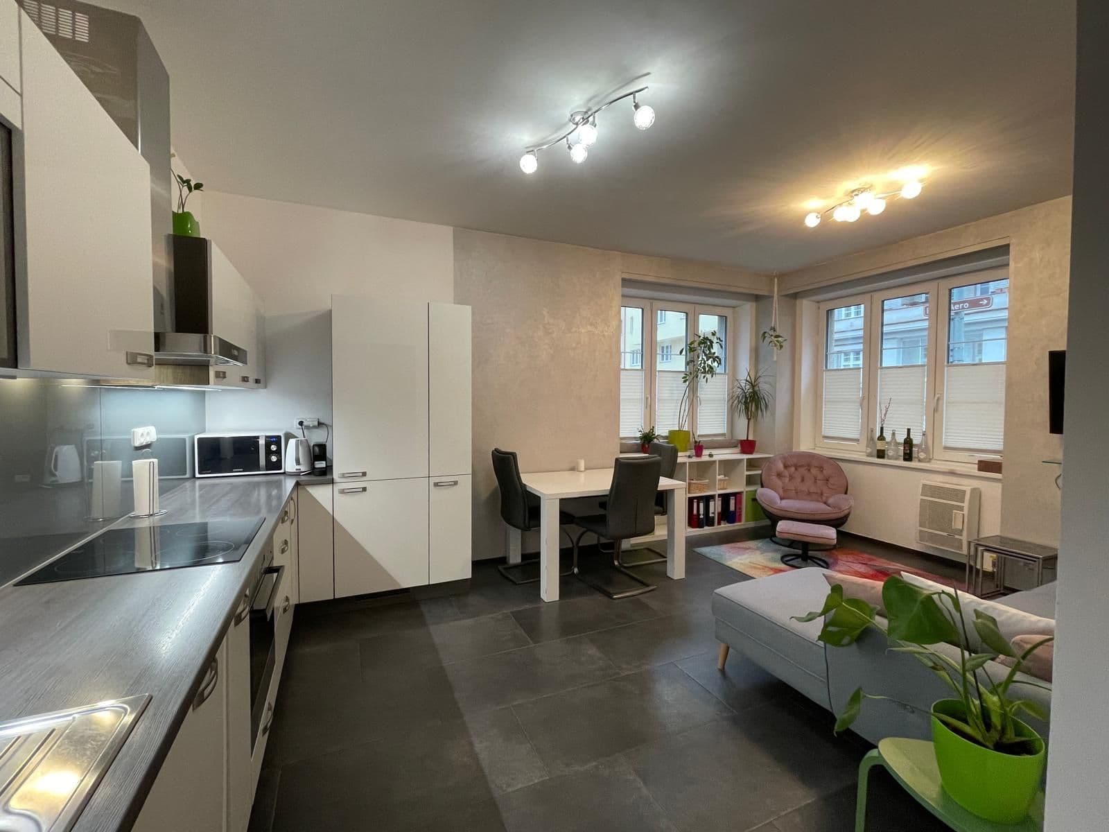 Prenájom bytu 3-izbový 72 m², Buchovcova, Praha, Praha Prenájom bytu 3-izbový 72 m², Buchovcova, Praha, Praha