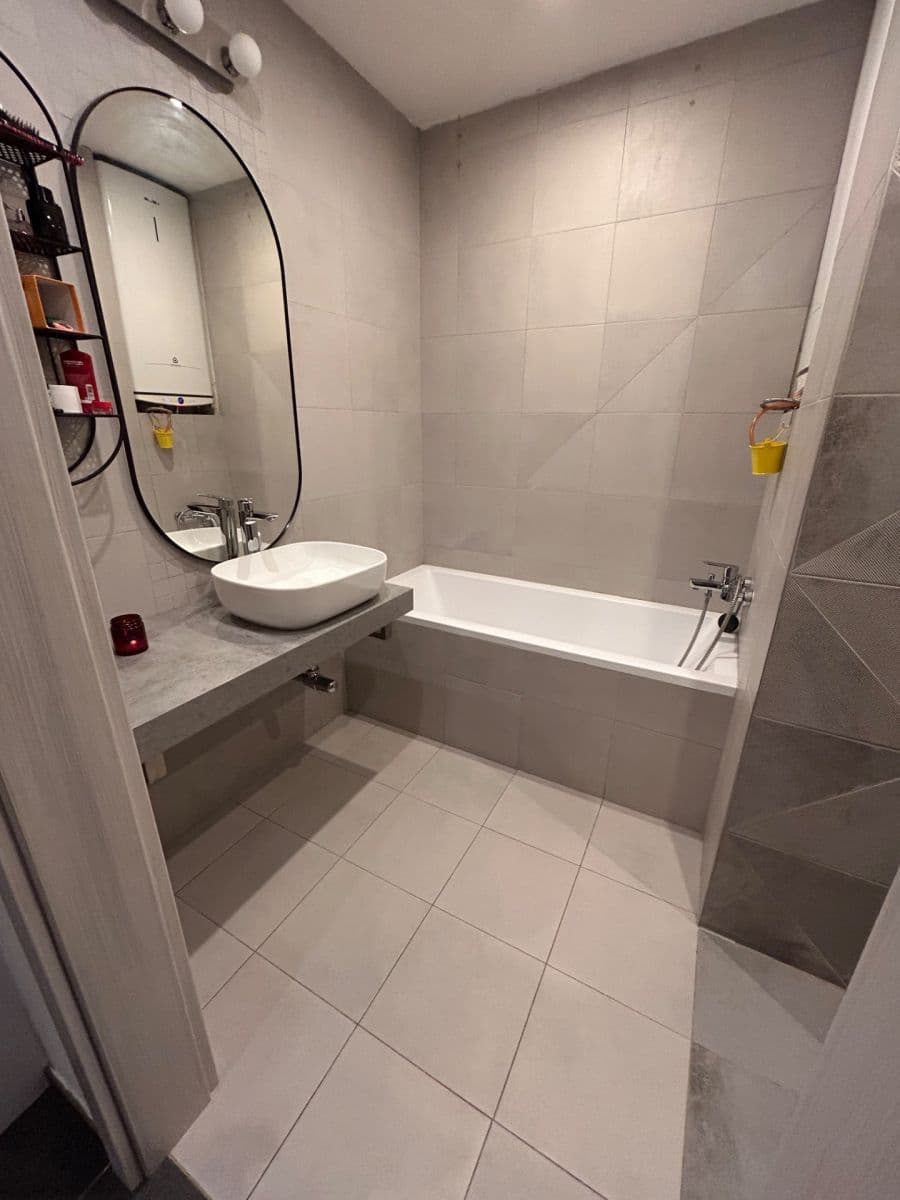 Prenájom bytu 3-izbový 72 m², Buchovcova, Praha, Praha Prenájom bytu 3-izbový 72 m², Buchovcova, Praha, Praha