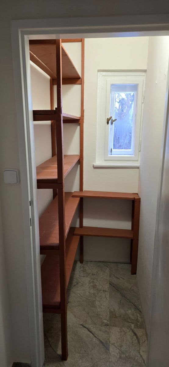 Prenájom bytu 2-izbový 65 m², Na Klášterním, Praha, Praha Prenájom bytu 2-izbový 65 m², Na Klášterním, Praha, Praha