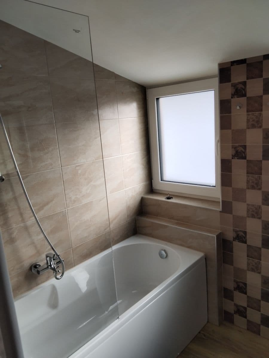 Prenájom bytu 2-izbový 40 m², Lipno nad Vltavou, Jihočeský kraj Prenájom bytu 2-izbový 40 m², Lipno nad Vltavou, Jihočeský kraj