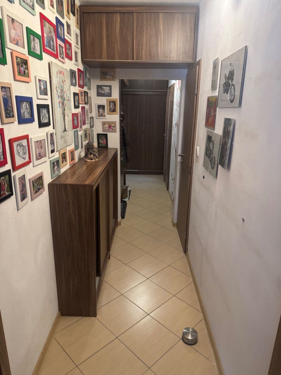 Prenájom bytu 3-izbový 74 m², Na Kopci, Jihlava, Kraj Vysočina Prenájom bytu 3-izbový 74 m², Na Kopci, Jihlava, Kraj Vysočina