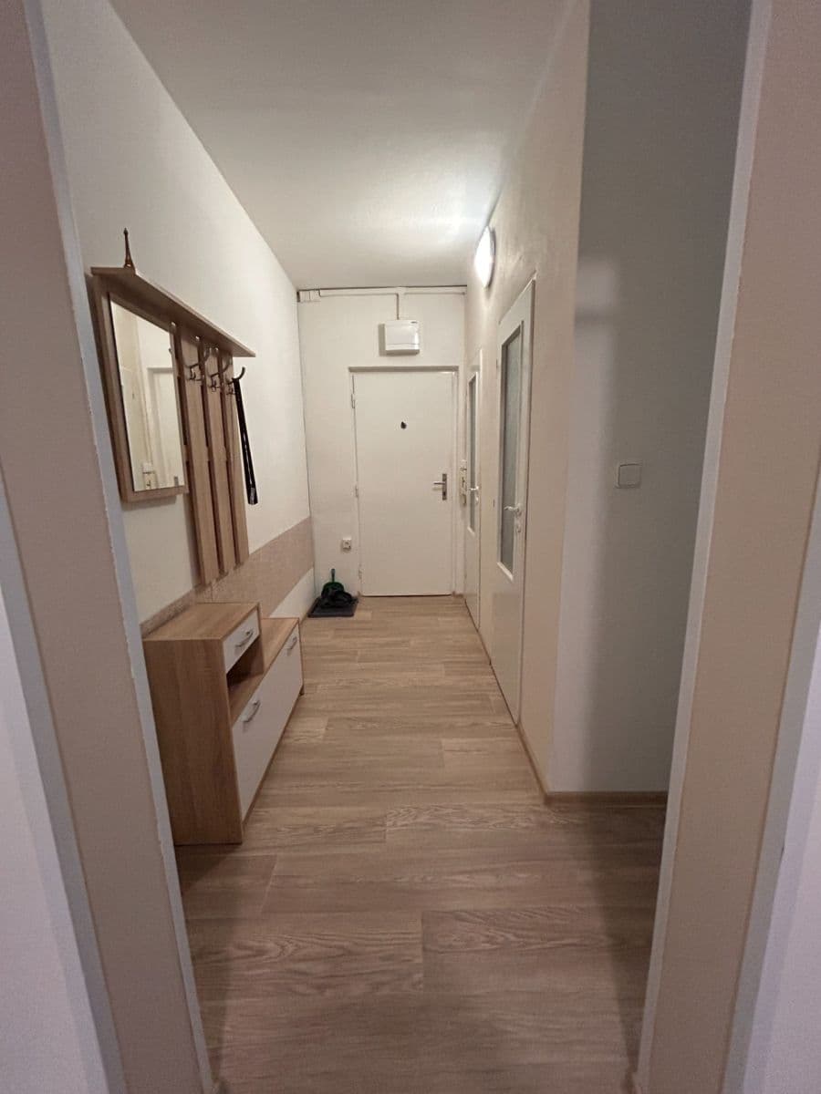 Prenájom bytu 2-izbový 58 m², Díly IV, Zlín, Zlínský kraj Prenájom bytu 2-izbový 58 m², Díly IV, Zlín, Zlínský kraj