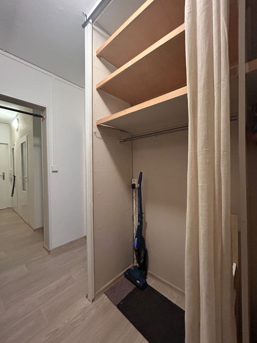 Prenájom bytu 2-izbový 58 m², Díly IV, Zlín, Zlínský kraj Prenájom bytu 2-izbový 58 m², Díly IV, Zlín, Zlínský kraj