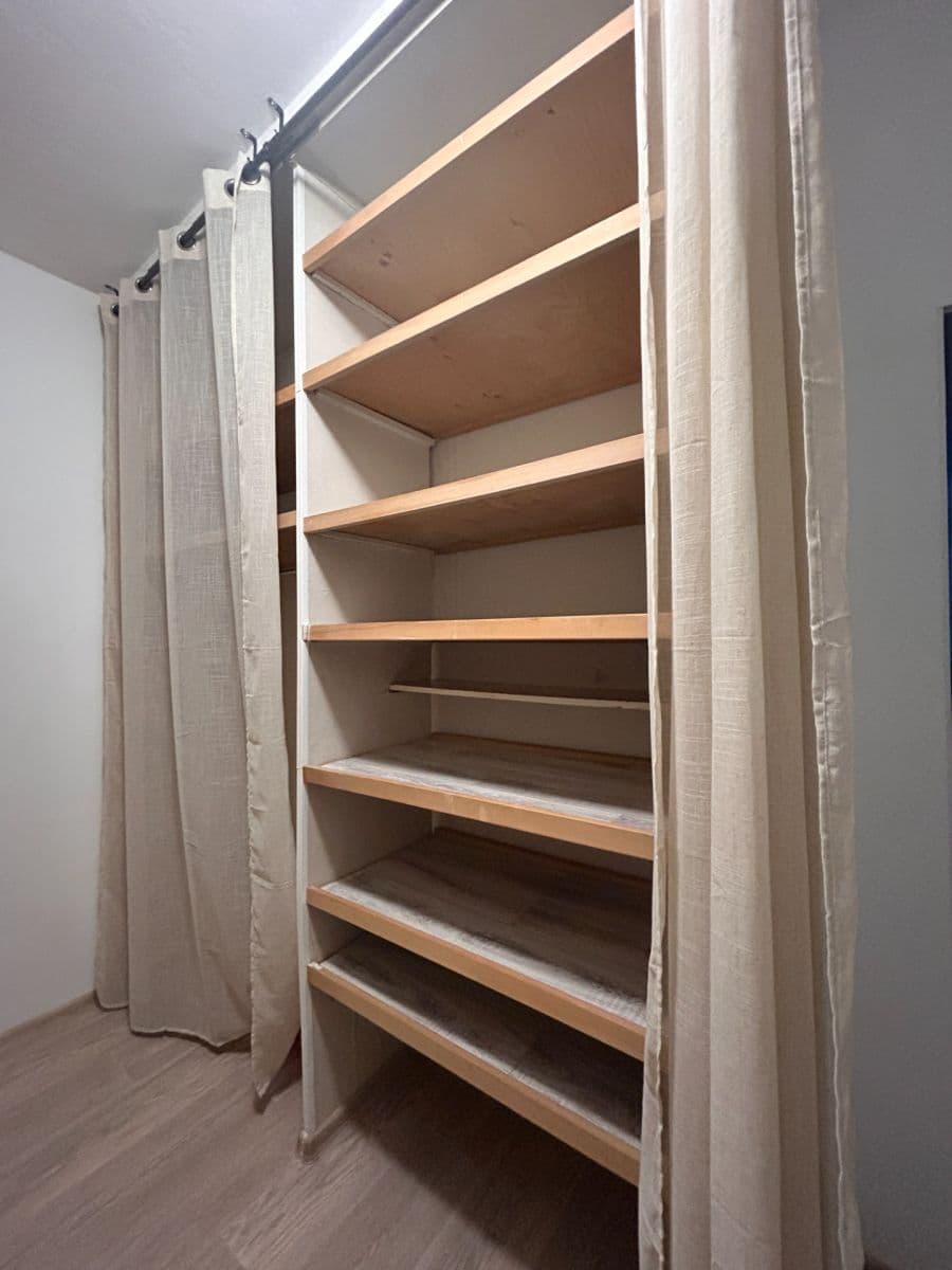 Prenájom bytu 2-izbový 58 m², Díly IV, Zlín, Zlínský kraj Prenájom bytu 2-izbový 58 m², Díly IV, Zlín, Zlínský kraj