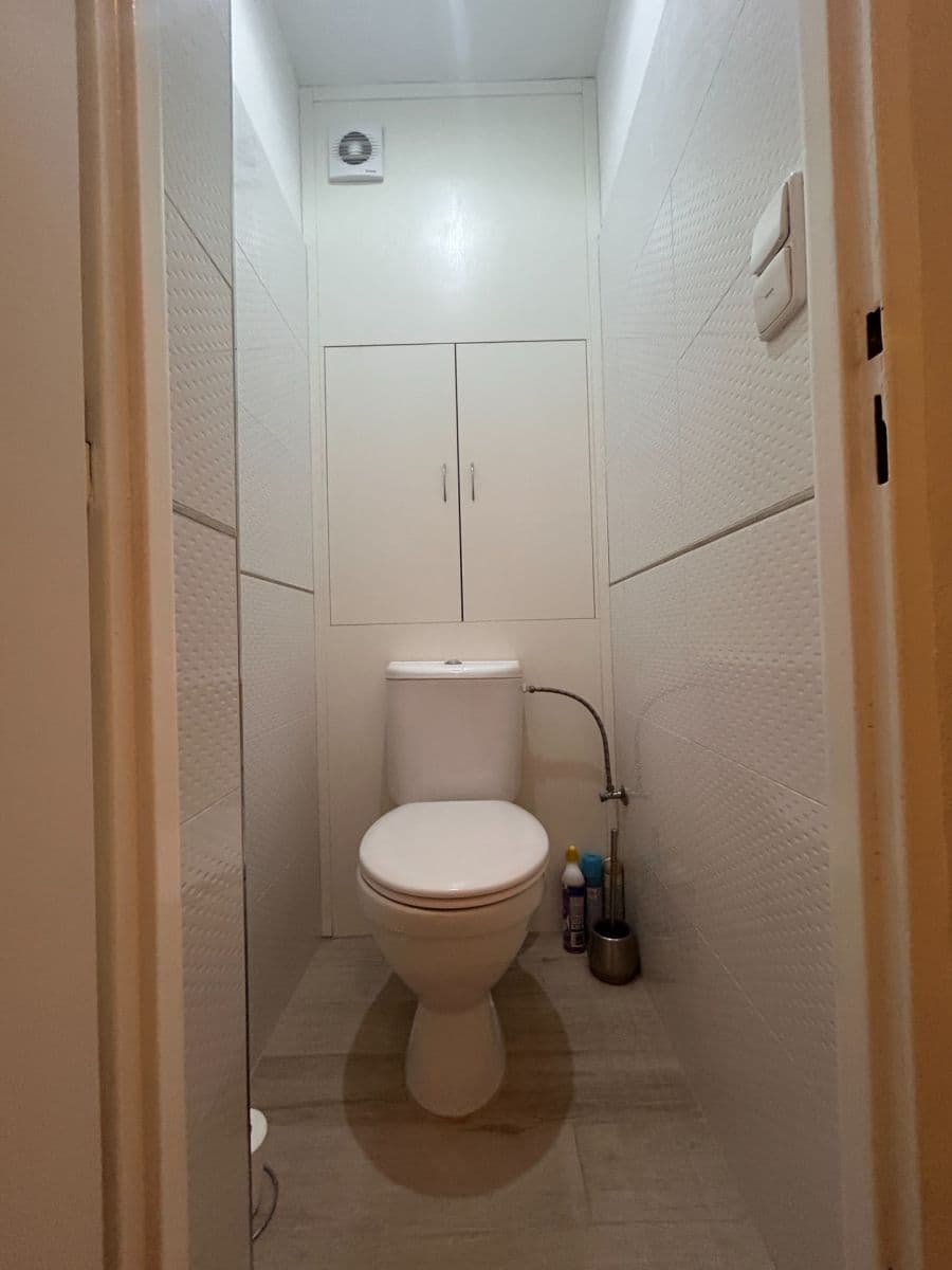 Prenájom bytu 2-izbový 58 m², Díly IV, Zlín, Zlínský kraj Prenájom bytu 2-izbový 58 m², Díly IV, Zlín, Zlínský kraj