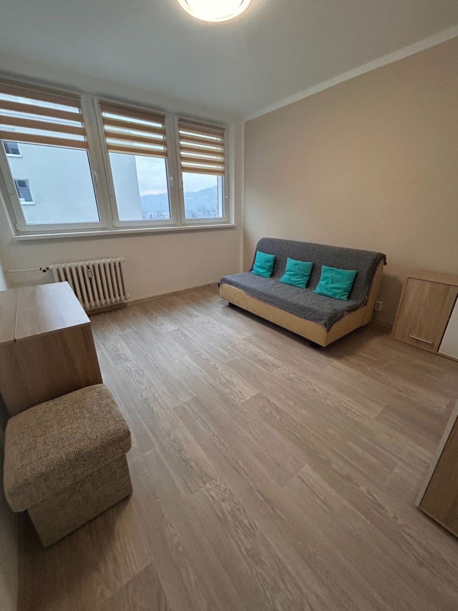 Prenájom bytu 2-izbový 58 m², Díly IV, Zlín, Zlínský kraj Prenájom bytu 2-izbový 58 m², Díly IV, Zlín, Zlínský kraj