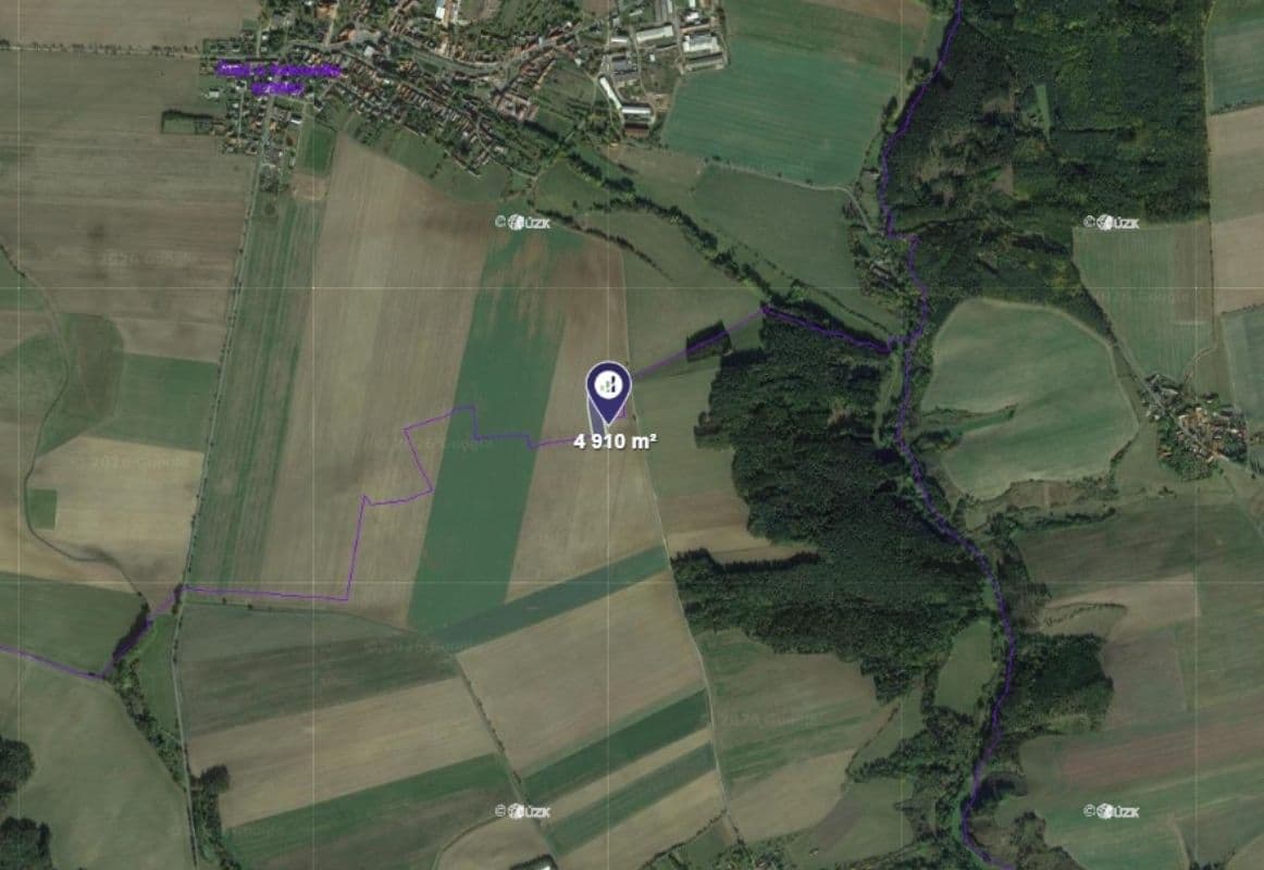 Predaj pozemku 2.455 m², Břežany, Středočeský kraj Predaj pozemku 2.455 m², Břežany, Středočeský kraj