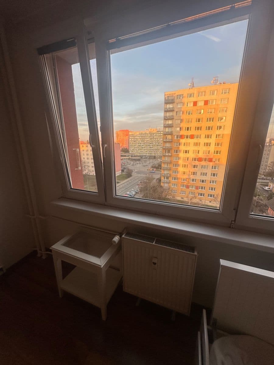 Prenájom bytu 1-izbový 27 m², Jabloňová, Praha, Praha Prenájom bytu 1-izbový 27 m², Jabloňová, Praha, Praha
