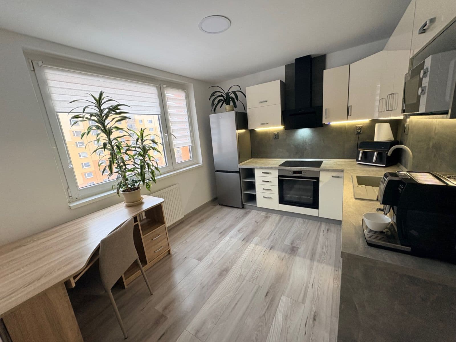 Prenájom bytu 1-izbový 40 m², Na Borku, Jirkov, Ústecký kraj Prenájom bytu 1-izbový 40 m², Na Borku, Jirkov, Ústecký kraj