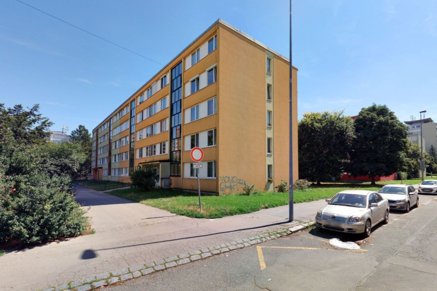 Prenájom bytu 3-izbový 55 m², Molákova, Praha, Praha Prenájom bytu 3-izbový 55 m², Molákova, Praha, Praha