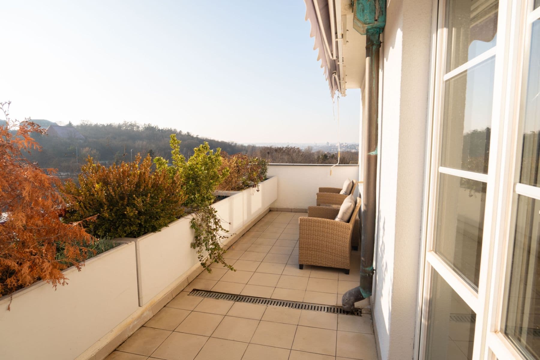 Prenájom bytu 3-izbový 80 m², Kloboukova, Praha, Praha Prenájom bytu 3-izbový 80 m², Kloboukova, Praha, Praha