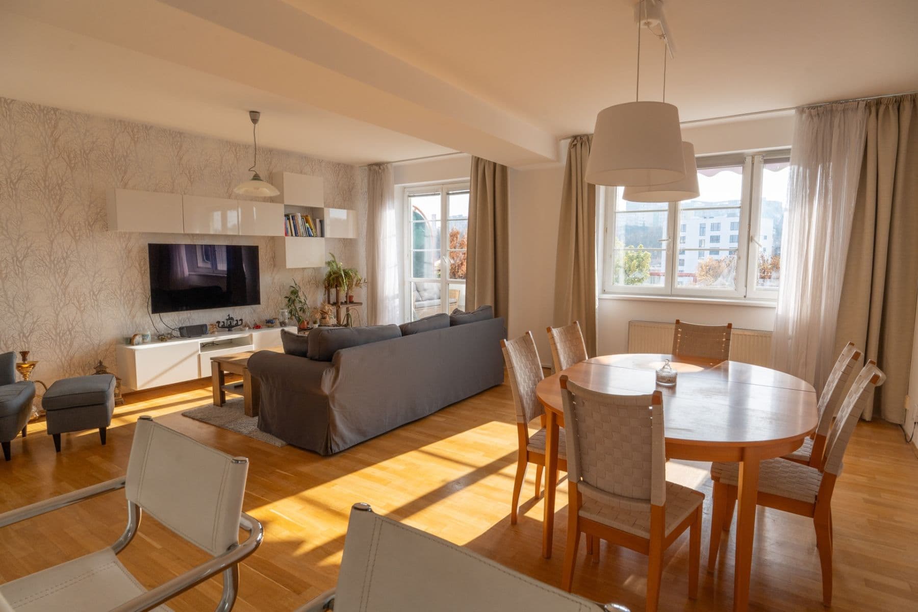 Prenájom bytu 3-izbový 80 m², Kloboukova, Praha, Praha Prenájom bytu 3-izbový 80 m², Kloboukova, Praha, Praha