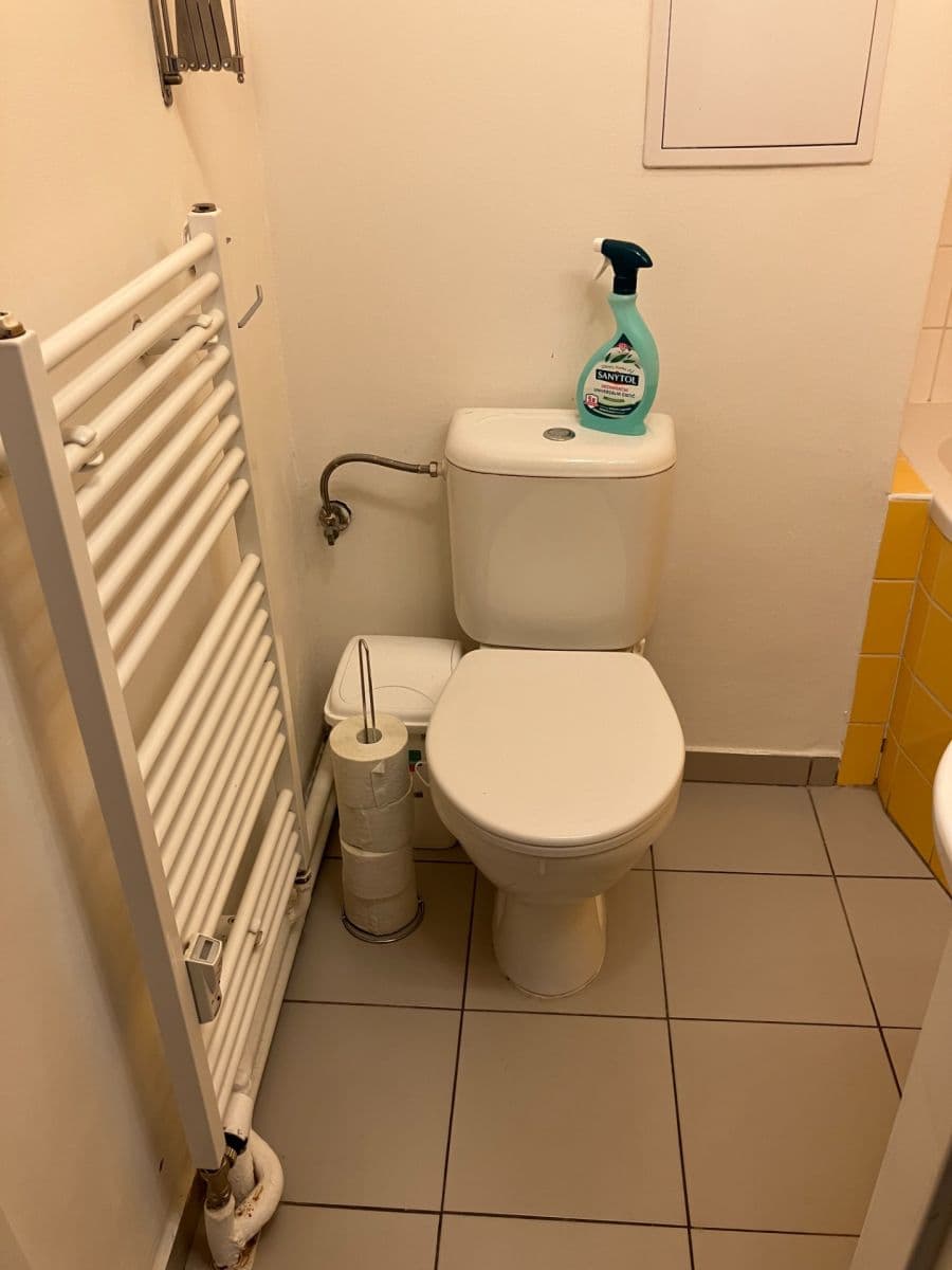 Prenájom bytu 1-izbový 30 m², Nekvasilova, Praha, Praha Prenájom bytu 1-izbový 30 m², Nekvasilova, Praha, Praha