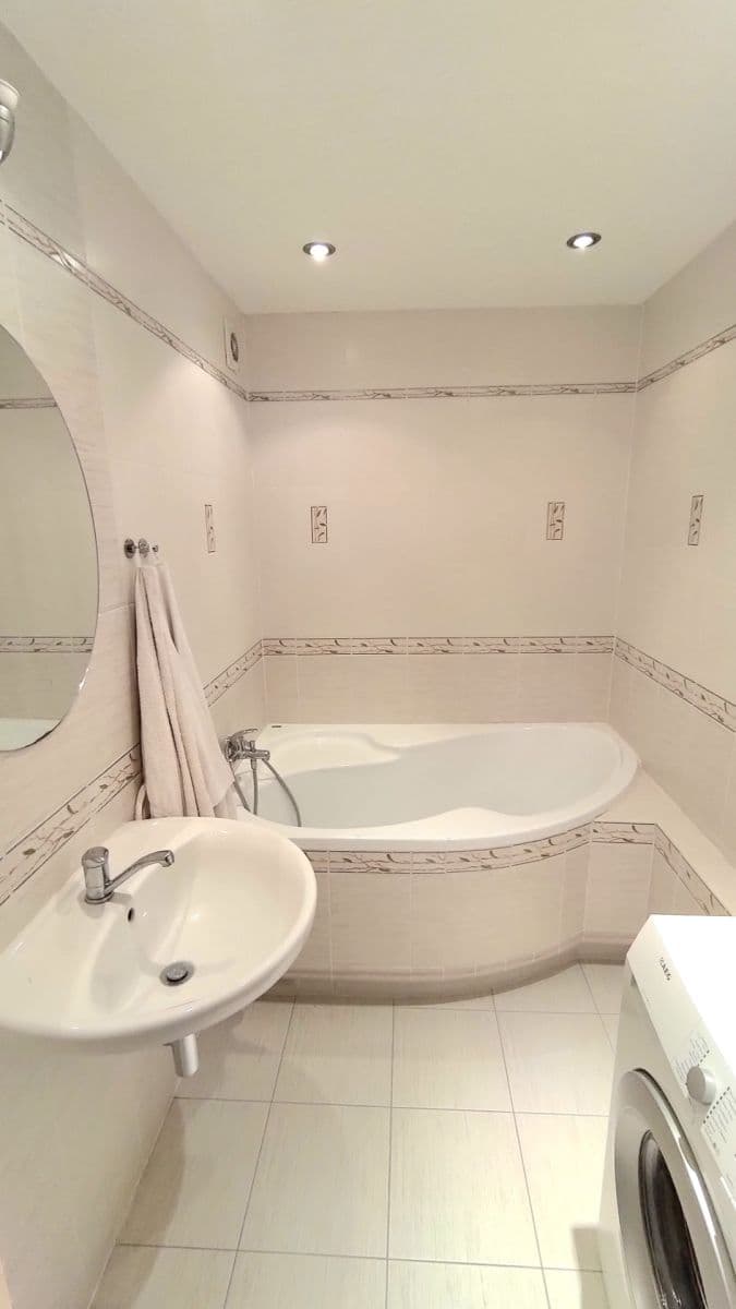 Predaj bytu 4-izbový 84 m², Elplova, Brno, Jihomoravský kraj Predaj bytu 4-izbový 84 m², Elplova, Brno, Jihomoravský kraj