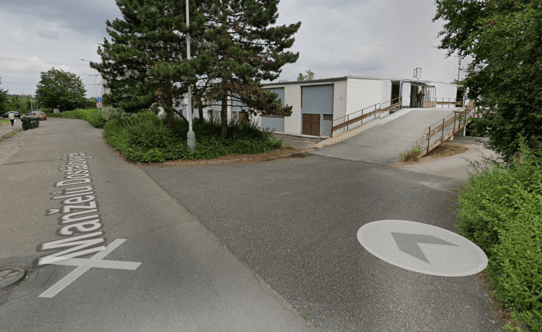 Prenájom garáže 18 m², Manželů Dostálových, Praha, Praha Prenájom garáže 18 m², Manželů Dostálových, Praha, Praha