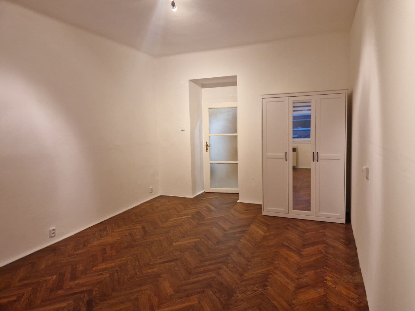 Prenájom bytu 2-izbový 45 m², Hartigova, Praha, Praha Prenájom bytu 2-izbový 45 m², Hartigova, Praha, Praha