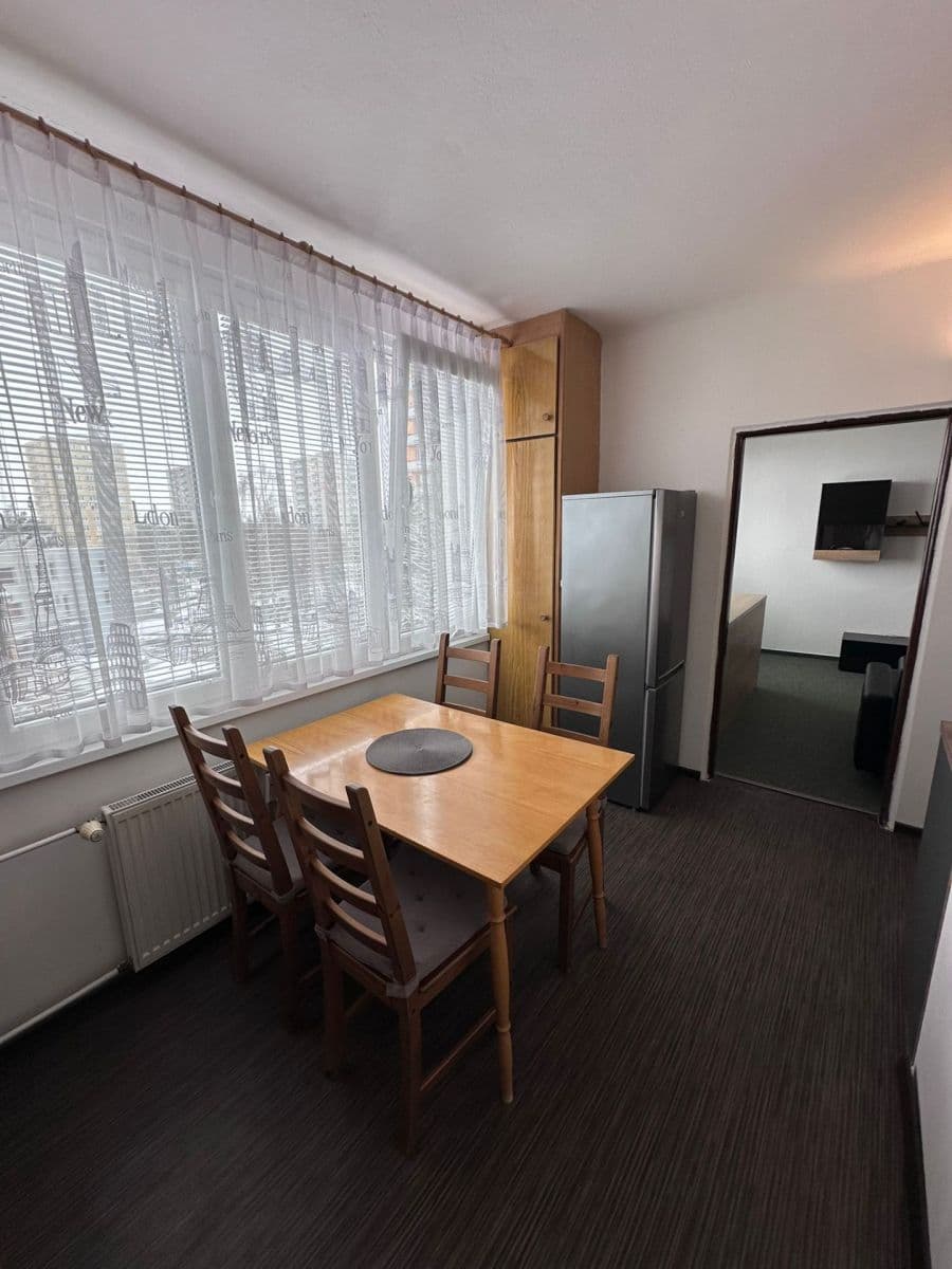 Prenájom bytu 3-izbový 64 m², Budivojova, České Budějovice, Jihočeský kraj Prenájom bytu 3-izbový 64 m², Budivojova, České Budějovice, Jihočeský kraj