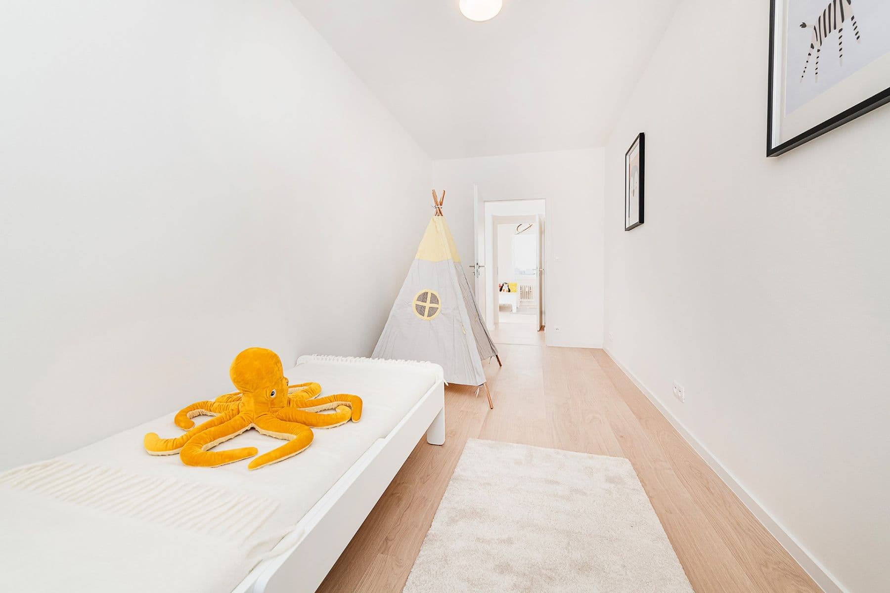 Predaj bytu 4-izbový 80 m², Hrusická, Praha, Praha Predaj bytu 4-izbový 80 m², Hrusická, Praha, Praha