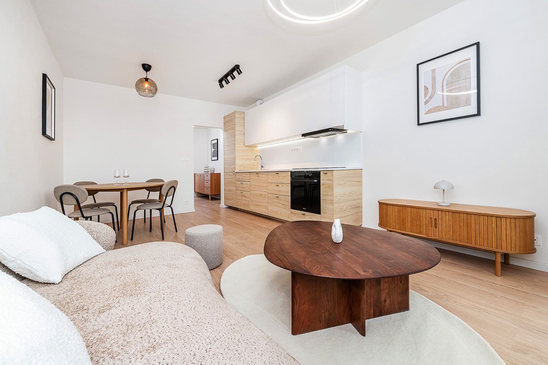 Predaj bytu 4-izbový 80 m², Hrusická, Praha, Praha Predaj bytu 4-izbový 80 m², Hrusická, Praha, Praha