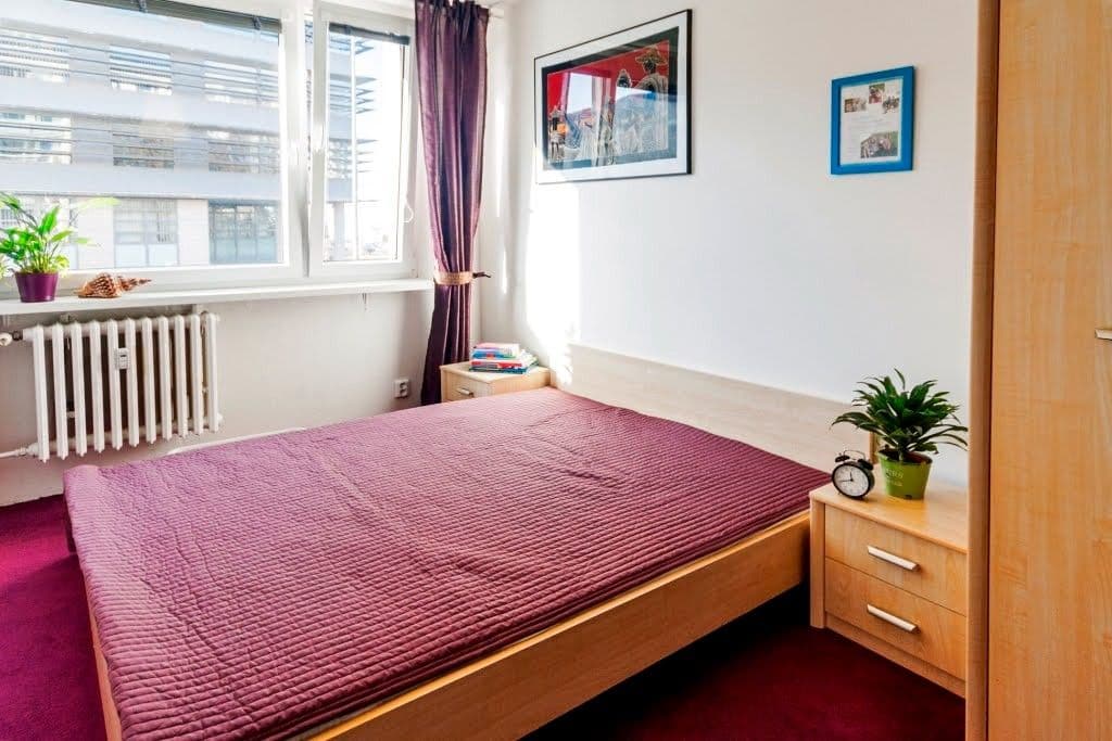 Prenájom bytu 2-izbový 42 m², Na Vrších, Praha, Praha Prenájom bytu 2-izbový 42 m², Na Vrších, Praha, Praha