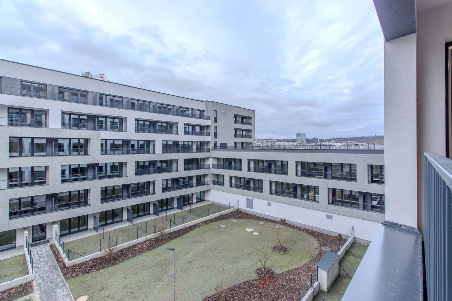 Prenájom bytu 2-izbový 56 m², Poděbradská, Praha, Praha Prenájom bytu 2-izbový 56 m², Poděbradská, Praha, Praha