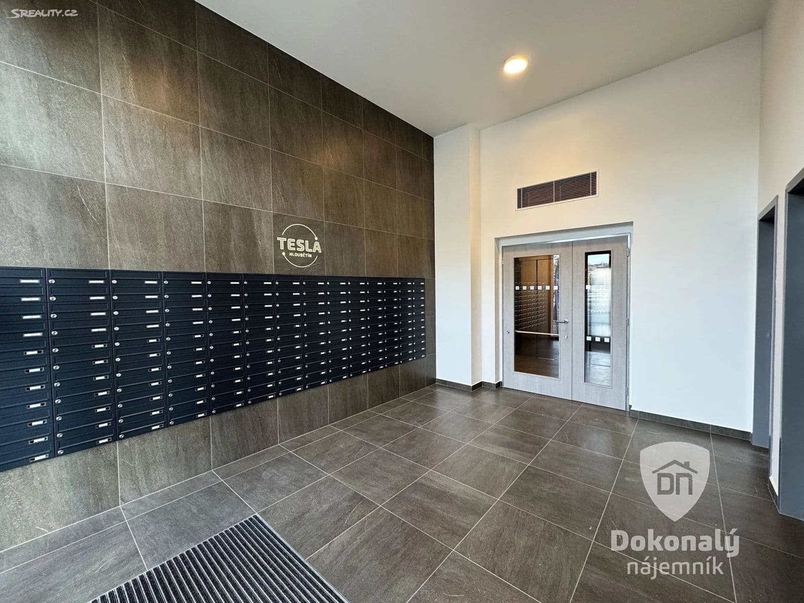 Prenájom bytu 2-izbový 56 m², Poděbradská, Praha, Praha Prenájom bytu 2-izbový 56 m², Poděbradská, Praha, Praha