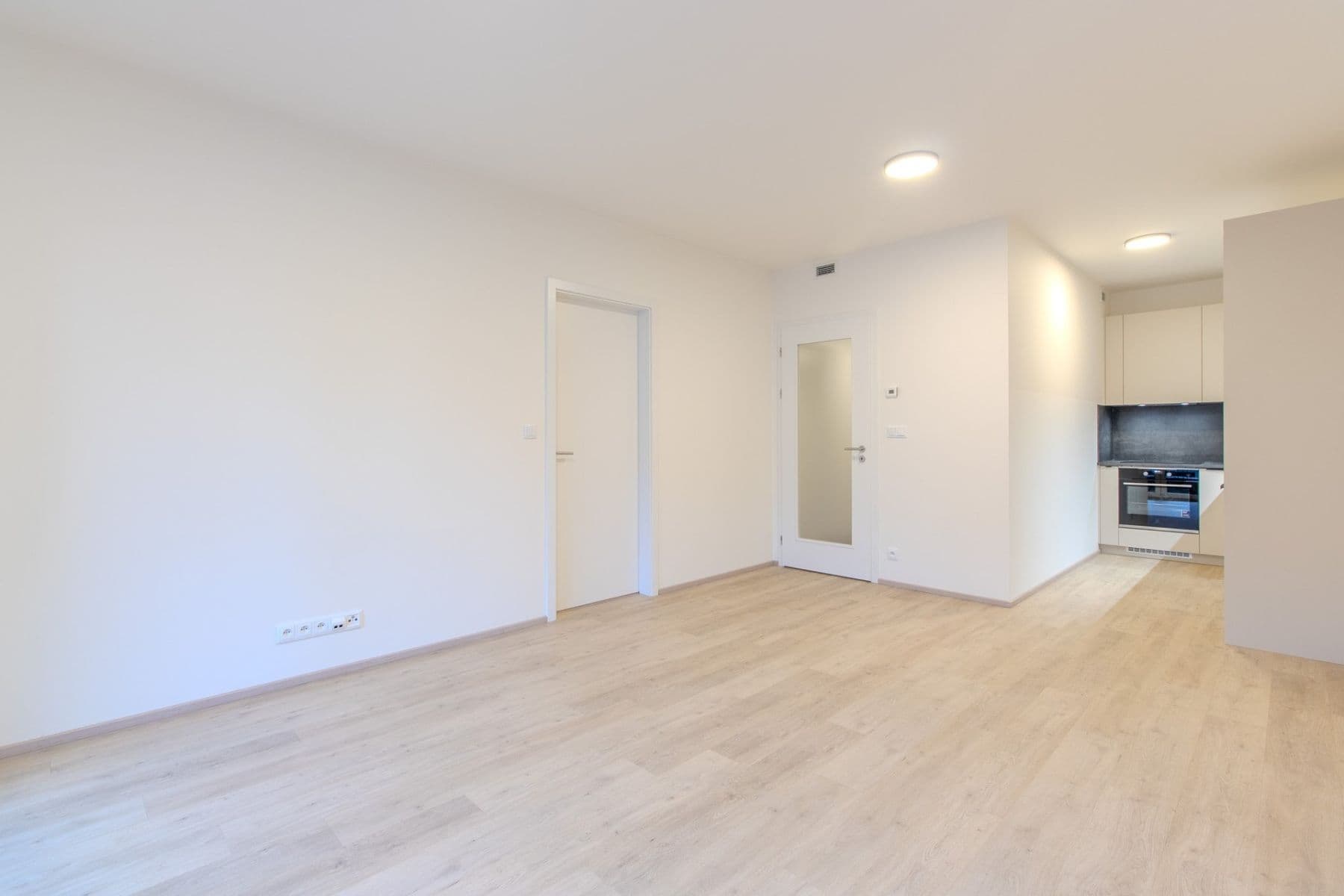 Prenájom bytu 2-izbový 56 m², Poděbradská, Praha, Praha Prenájom bytu 2-izbový 56 m², Poděbradská, Praha, Praha