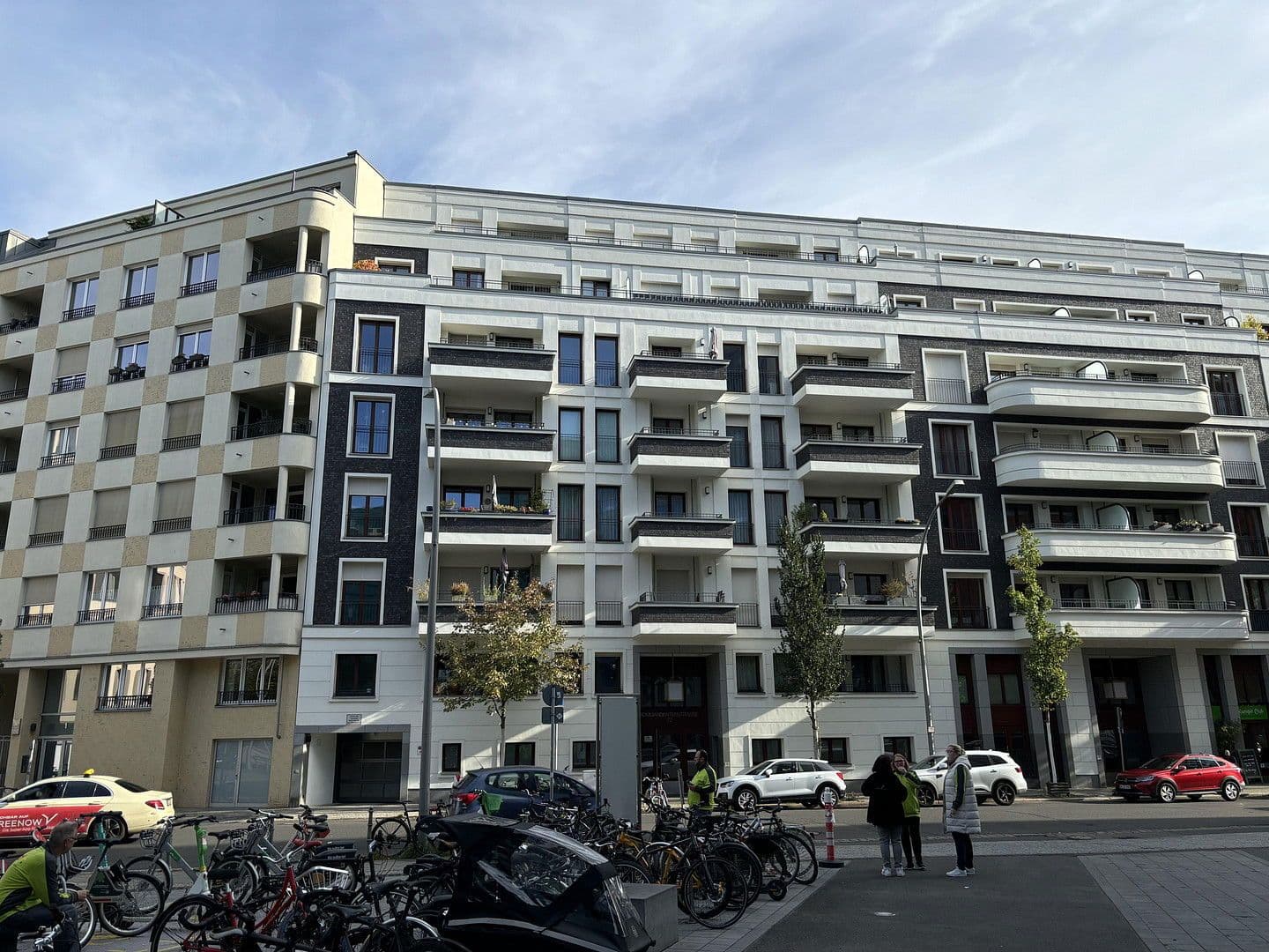 Prenájom bytu 3-izbový 80 m², Kommandantenstr. 72, Berlin, Berlín Prenájom bytu 3-izbový 80 m², Kommandantenstr. 72, Berlin, Berlín