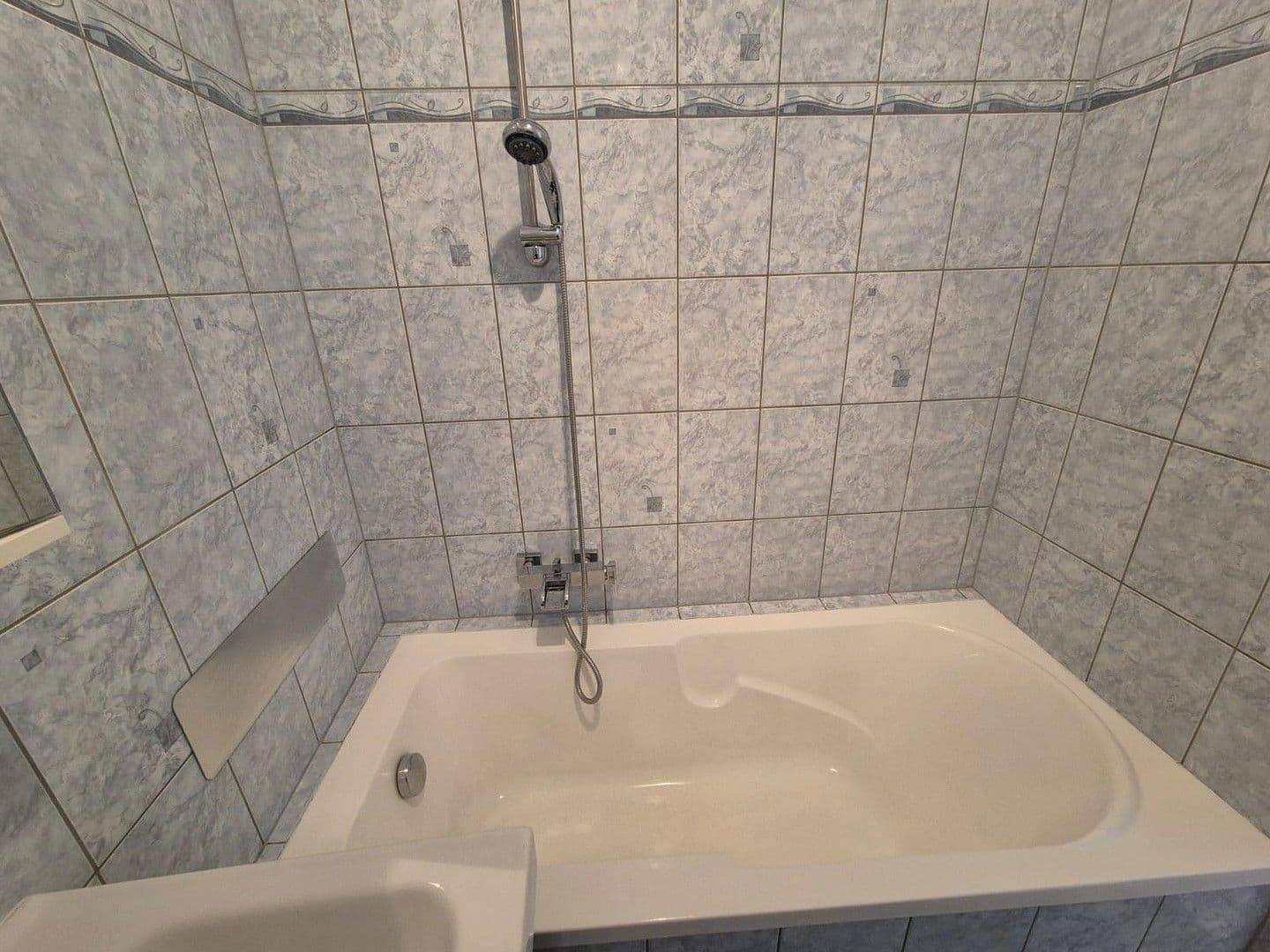 Prenájom bytu 3-izbový 70 m², Schwechat, Dolné Rakúsko Prenájom bytu 3-izbový 70 m², Schwechat, Dolné Rakúsko