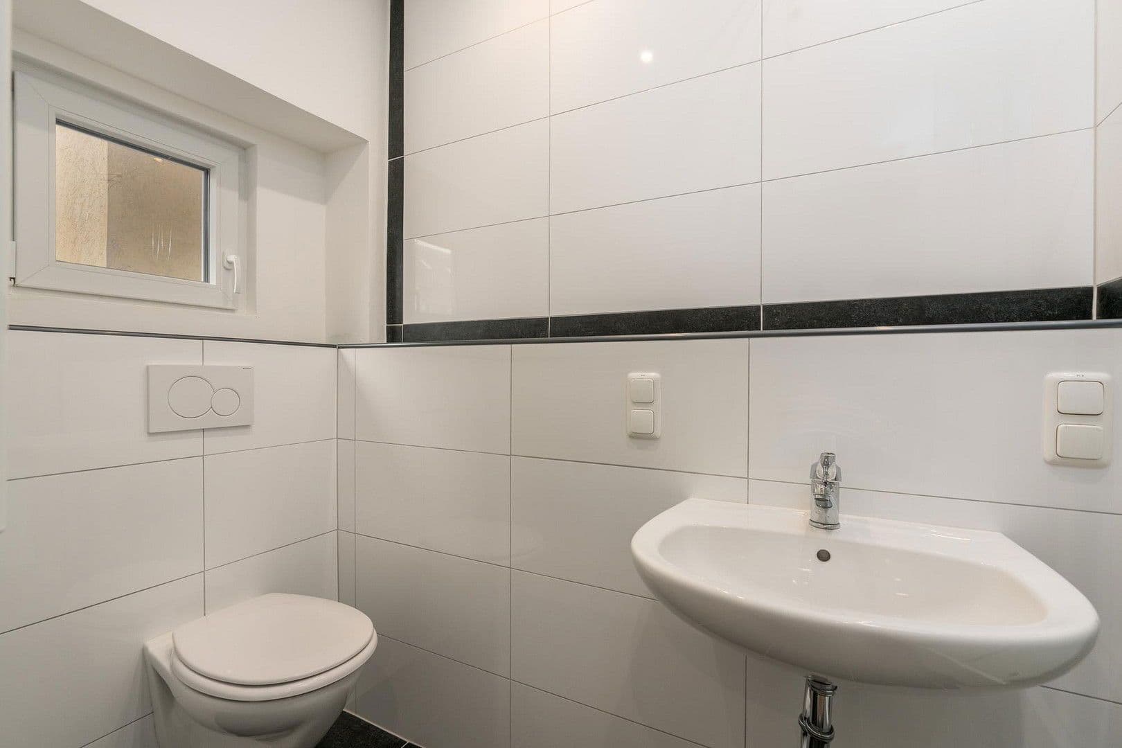 Prenájom bytu 3-izbový 65 m², Agathofstraße 32, Kassel, Hesensko Prenájom bytu 3-izbový 65 m², Agathofstraße 32, Kassel, Hesensko