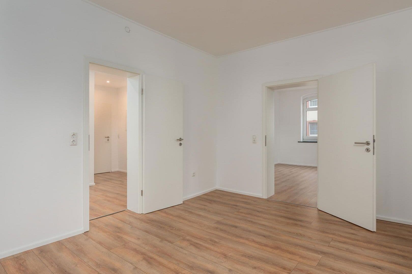 Prenájom bytu 3-izbový 65 m², Agathofstraße 32, Kassel, Hesensko Prenájom bytu 3-izbový 65 m², Agathofstraße 32, Kassel, Hesensko