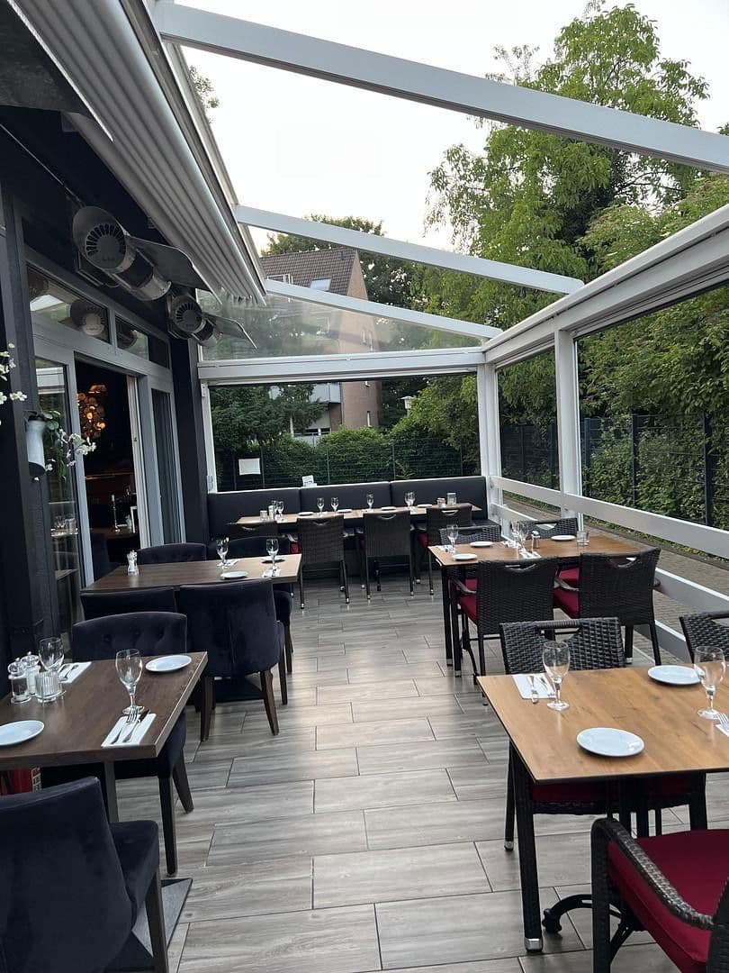 Prenájom nebytového priestoru 300 m², Uerdingerstr 552a, Krefeld-Bockum, Severné Porýnie - Westfálsko Prenájom nebytového priestoru 300 m², Uerdingerstr 552a, Krefeld-Bockum, Severné Porýnie - Westfálsko