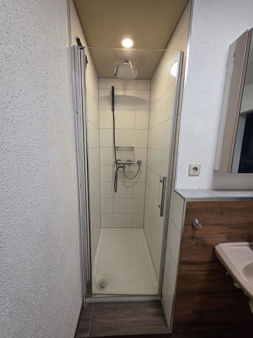 Prenájom bytu 2-izbový 75 m², Raiffeisenstraße 32, Schwaigern, Bádensko-Wurttembersko Prenájom bytu 2-izbový 75 m², Raiffeisenstraße 32, Schwaigern, Bádensko-Wurttembersko