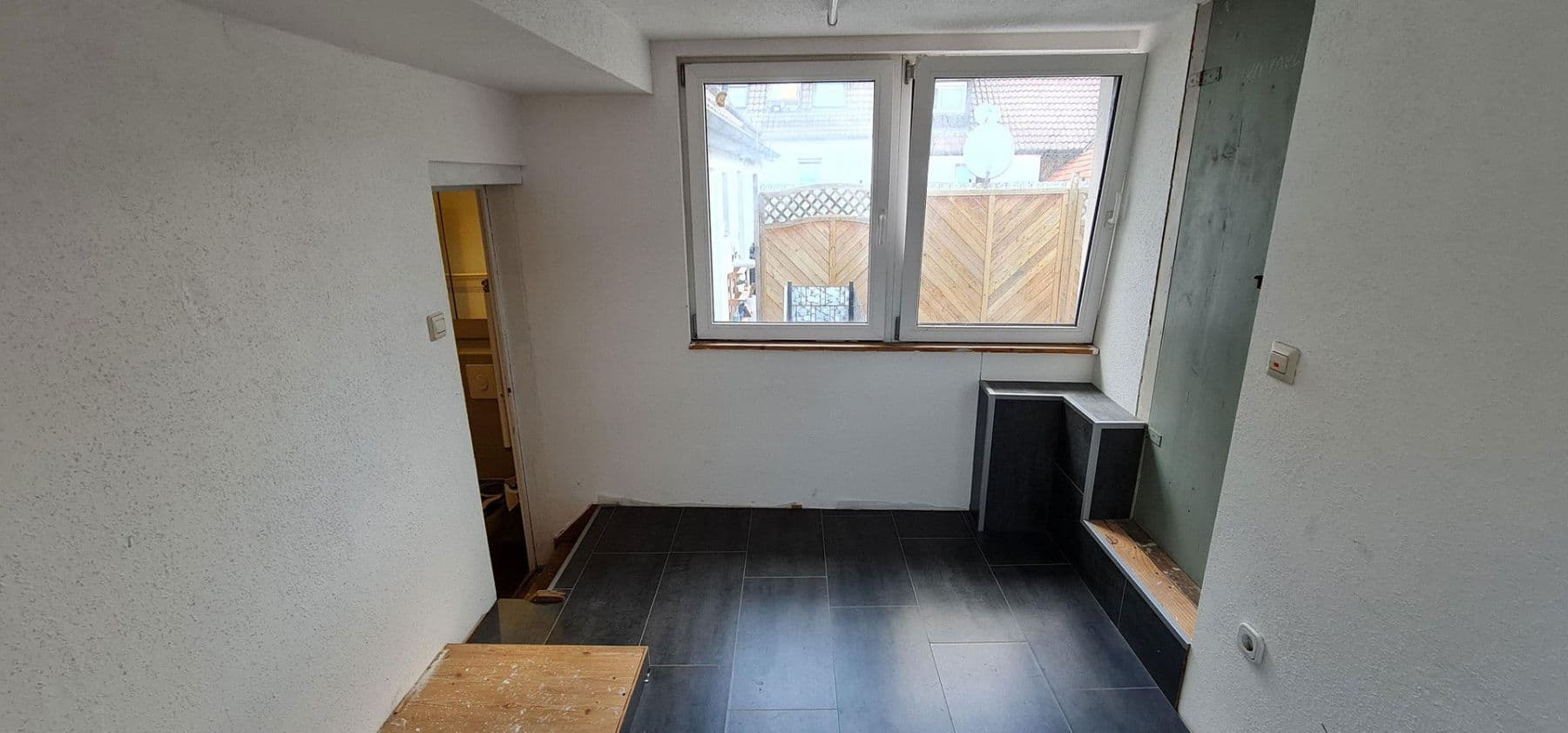 Prenájom bytu 2-izbový 75 m², Raiffeisenstraße 32, Schwaigern, Bádensko-Wurttembersko Prenájom bytu 2-izbový 75 m², Raiffeisenstraße 32, Schwaigern, Bádensko-Wurttembersko
