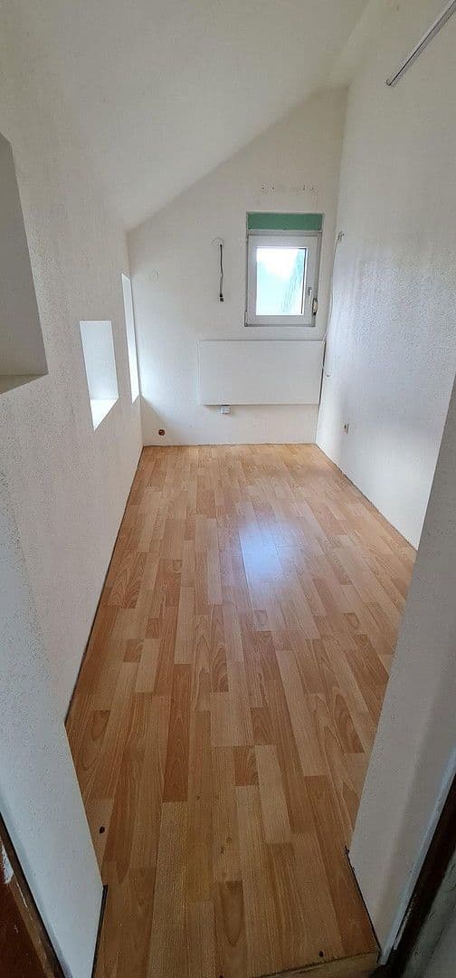 Prenájom bytu 2-izbový 75 m², Raiffeisenstraße 32, Schwaigern, Bádensko-Wurttembersko Prenájom bytu 2-izbový 75 m², Raiffeisenstraße 32, Schwaigern, Bádensko-Wurttembersko